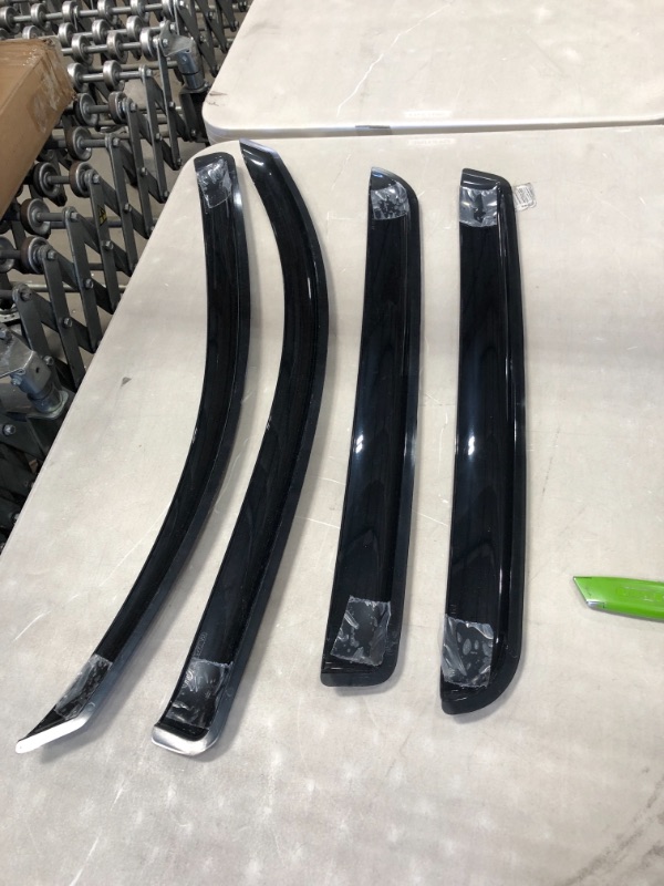 Photo 3 of AVS In-Channel Ventvisor 194768 toyota 16-21 tacoma double cab