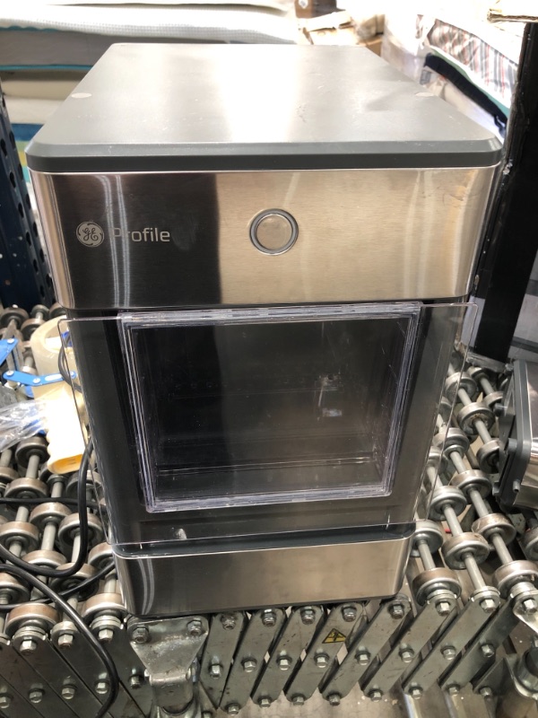 Photo 2 of PARTS ONLY
GE Profile Opal | Countertop Nugget Ice Maker with Side Tank | Portable Ice Machine with Bluetooth Connectivity | Smart Home Kitchen Essentials | Stainless Steel Finish | Up to 24 lbs. of Ice Per Day

