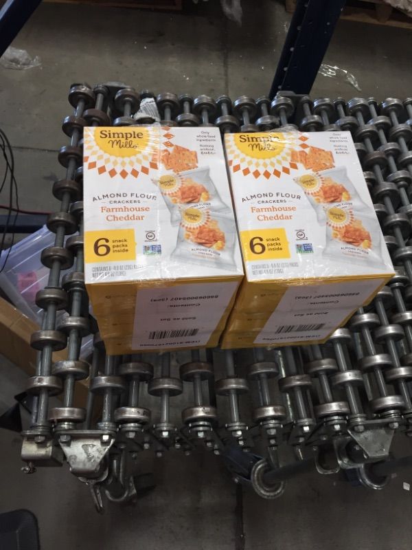 Photo 1 of Simple Mills Almond Flour Crackers, Farmhouse Cheddar Snack Packs, Gluten Free, Flax Seed, Sunflower Seeds, Corn Free, Good for Snacks, 3 Count (6 Bags per Box), (Packaging May Vary) 6 BOXED EXP 7/28/21