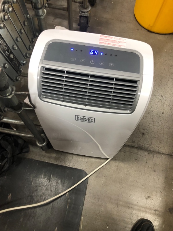 Photo 2 of ***PARTS ONLY*** BLACK+DECKER BPT05WTBA Portable Air Conditioner with Remote Control, 5,000 BTU SACC/CEC (8,500 BTU ASHRAE), Cools Up to 150 Square Feet, WhiteFollow Me Remote
