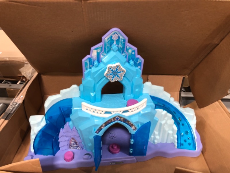 Photo 2 of Disney Frozen Elsa's Ice Palace by Little People
**MISSING LITTLE DOLLS**