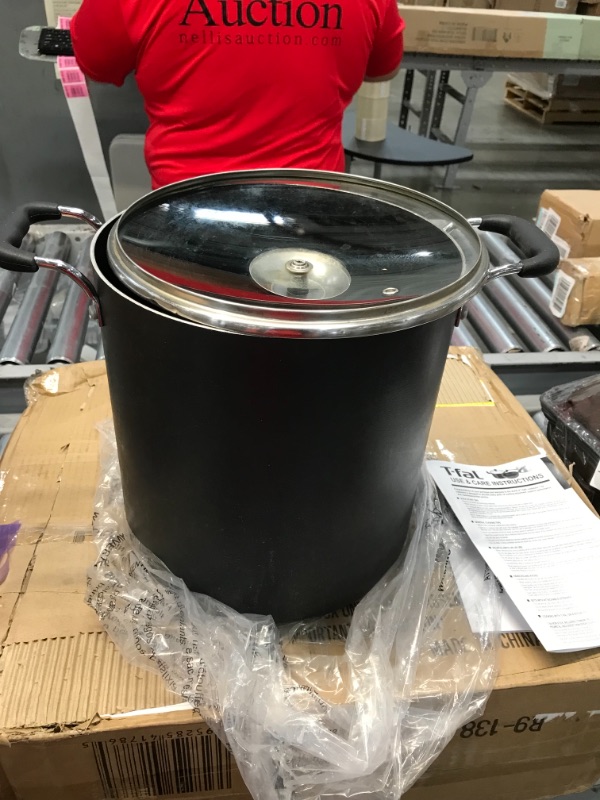 Photo 2 of *USED*
*SEE last picture for damage*
T-fal B36262 Specialty Total Nonstick Dishwasher Safe Oven Safe Stockpot Cookware, 12-Quart, Black
