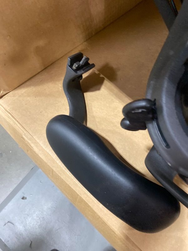 Photo 1 of Herman Miller Classic Aeron Chair - Fully Adjustable, Carpet Casters, Size  B