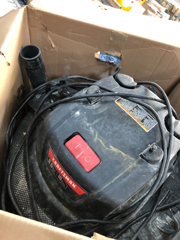 Photo 2 of **PARTS ONLY ** craftsman 17595 16 gallon 6.5 peak hp wet/dry vac, heavyduty shop vacuum with attachments