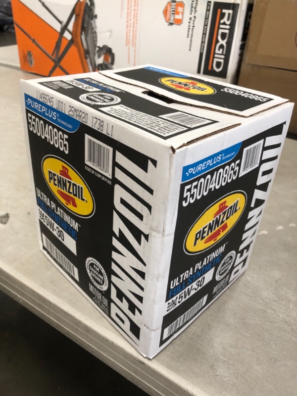 Photo 2 of (6 Pack) Pennzoil Ultra Platinum 5W-30 Full Synthetic Motor Oil, 1 qt