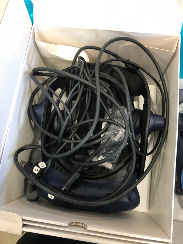 Photo 1 of HTC VIVE Pro Virtual Reality System
**COULD NOT GET TO TURN ON**