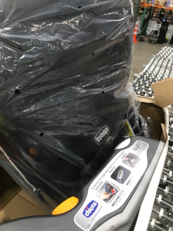 Photo 1 of Chicco Key Fit 30 Zip Air Infant Q Collection Car Seat - Black