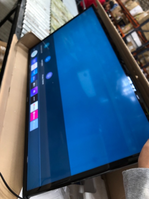 Photo 1 of SAMSUNG 40-inch Class LED Smart FHD TV 1080P (UN40N5200AFXZA, 2019 Model)

