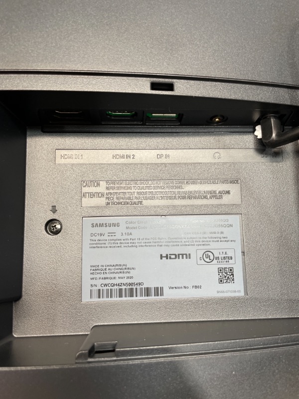 Photo 1 of DAMAGED: SAMSUNG 32" Class Curved (2,560x1,440) Gaming Monitor - LC32JG56QQNXZA