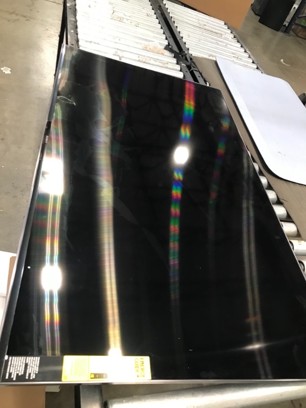 Photo 7 of PARTS ONLY 
CRACKED SCREEN/ DAMAGED SCREEN  NOT FUNCTIONAL 
Sony X950H 55-inch TV: 4K Ultra HD Smart LED TV with HDR and Alexa Compatibility - 2020 Model
