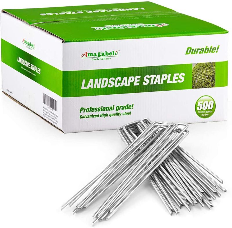 Photo 1 of Amagabeli 6 Inch Garden Stakes 500 Pack Galvanized Landscape Staples 11 Gauge Heavy Duty Sod Pins Fence Stakes for Anchoring Weed Barrier Fabric Ground Cover Landscaping Tubing Garden Staples
