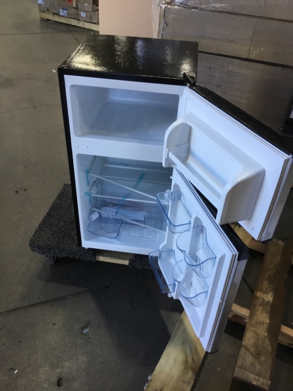 Photo 3 of 3.2 Cubc Foot 2 Door Fridge and Freezer, Stainless Steel