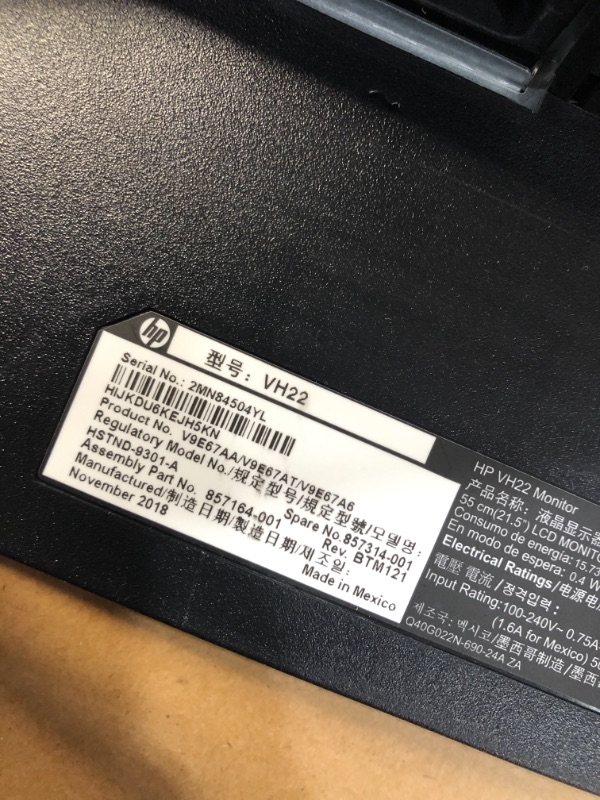 Photo 1 of HP 21.5-Inch Screen LED-Lit Monitor Black (V9E67AA#ABA) Includes keyboard and other components.
