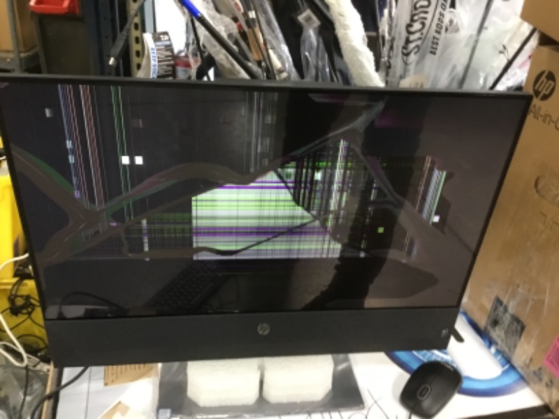 Photo 1 of SCREEN DAMAGED 
HP Pavilion 24-inch All-in-One Computer, Intel Core I5-9400T, 12 GB RAM, 512 GB Solid State Drive, Windows 10 (24-xa0032, Black)

DAMAGED 