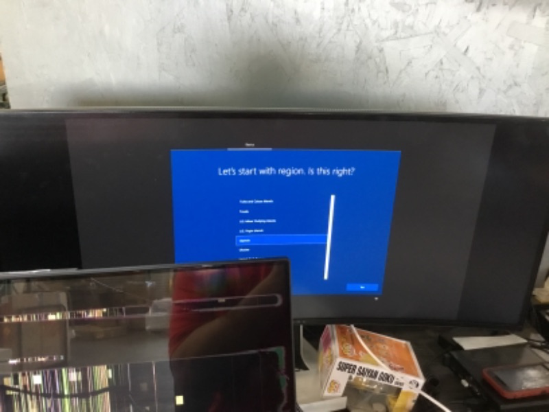 Photo 1 of HP Pavilion 24-inch All-in-One Computer, Intel Core I5-9400T, 12 GB RAM, 512 GB Solid State Drive, Windows 10 (24-xa0032, Black)