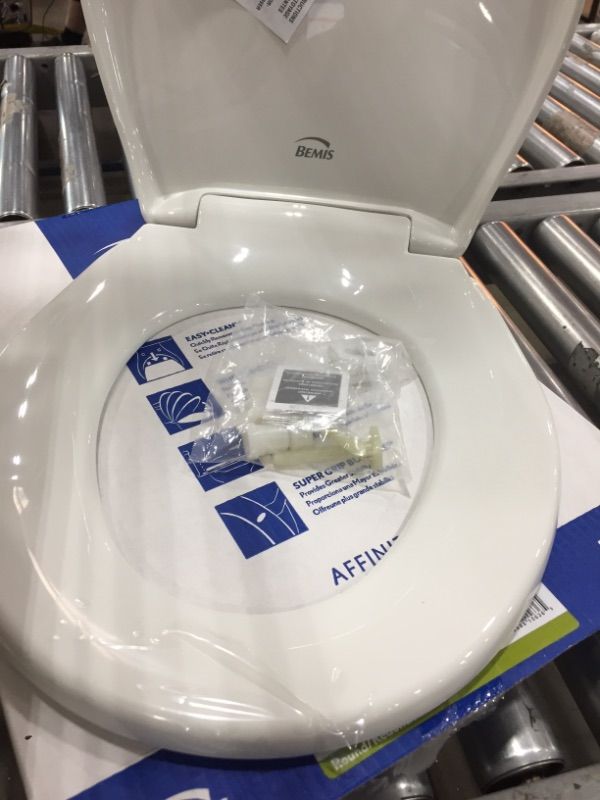 Photo 1 of 
BEMIS
Affinity Never Loosens Slow Close Easy Clean Round Plastic Toilet Seat in White