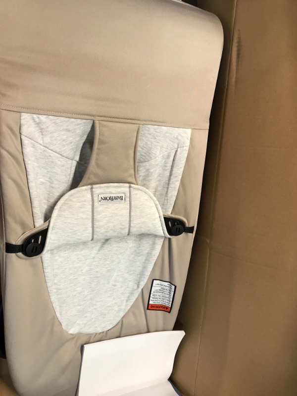 Photo 3 of BabyBjorn Bouncer Balance Soft, Beige/Gray, Jersey Cotton
