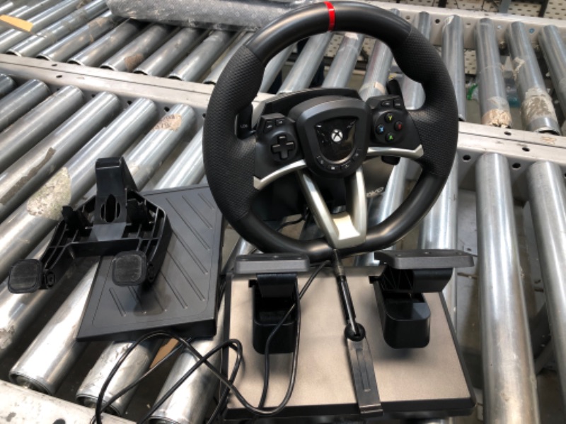 Photo 1 of Hori Racing Wheel Overdrive Black Silver Steering Wheel + Pedals Xbox Series S Xbox Series X
