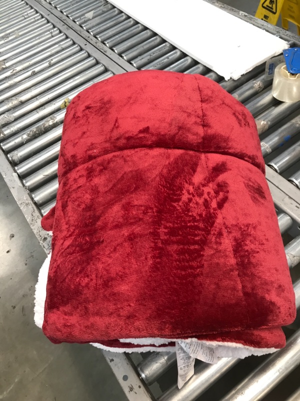Photo 1 of OEKO-TEX Standard 100 Red and White Push Blanket