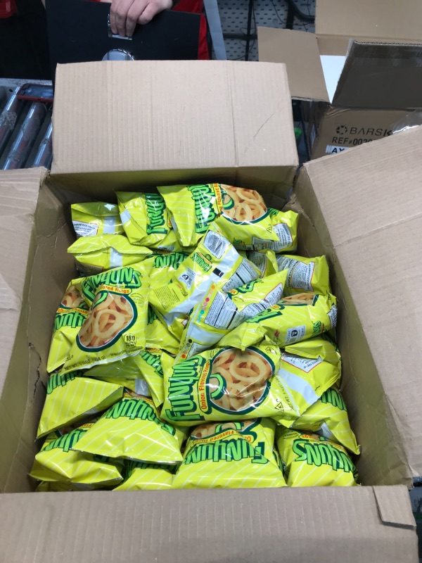 Photo 2 of 1.25 Oz. Funyuns, PK64 Guaranteed  fresh Until Jan 25, 2022
 