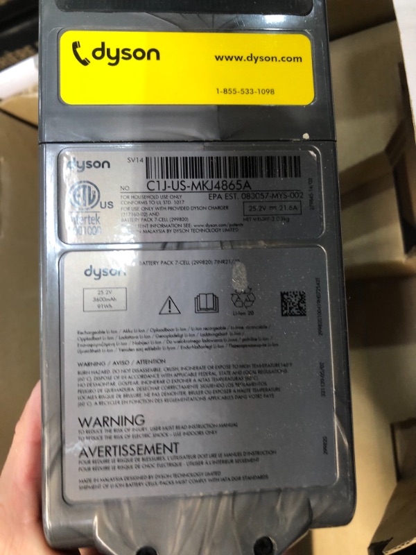 Photo 3 of , CHARGED BATTERY AND **DOES NOT POWER ON
Dyson V11 Torque Drive Cordless Vacuum Cleaner, Blue
