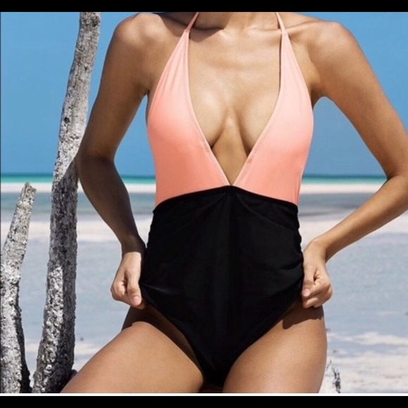 Photo 1 of Colorblock one piece swimsuit
