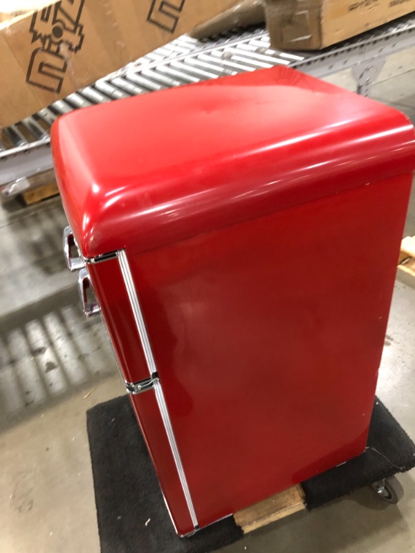 Photo 4 of //item powers on but does not get cold//nonfunctional//parts only//
3.1 cu. ft. Retro Mini Fridge with Dual Door True Freezer in Red

