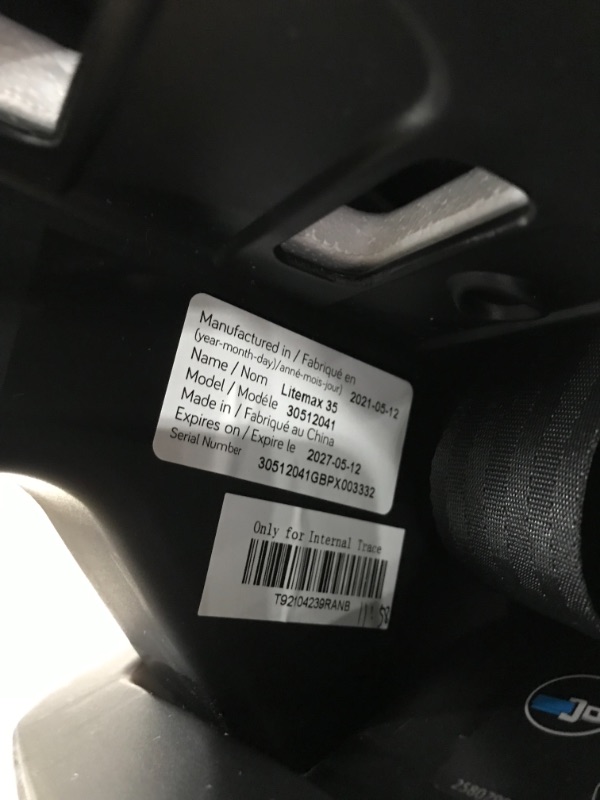 Photo 5 of Evenflo LiteMax Infant Car Seat
