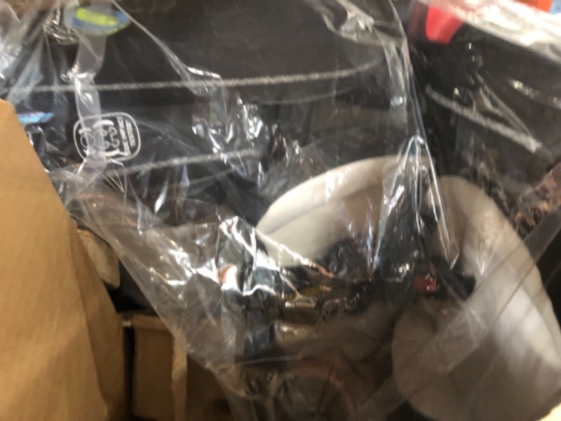 Photo 1 of Graco 4Ever DLX 4 in 1 Car Seat, Infant to Toddler Car Seat, with 10 Years of Use, Fairmont , 20x21.5x24 Inch (Pack of 1)
