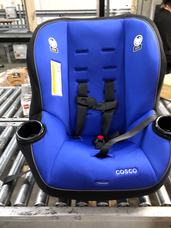 Photo 2 of Cosco Apt 50 Convertible Car Seat, Vibrant Blue