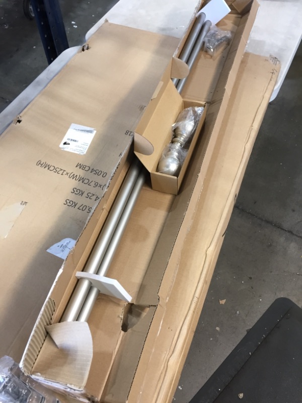 Photo 1 of 1" Diameter drapery rod set 72-144"(182.9-365.8 CM)