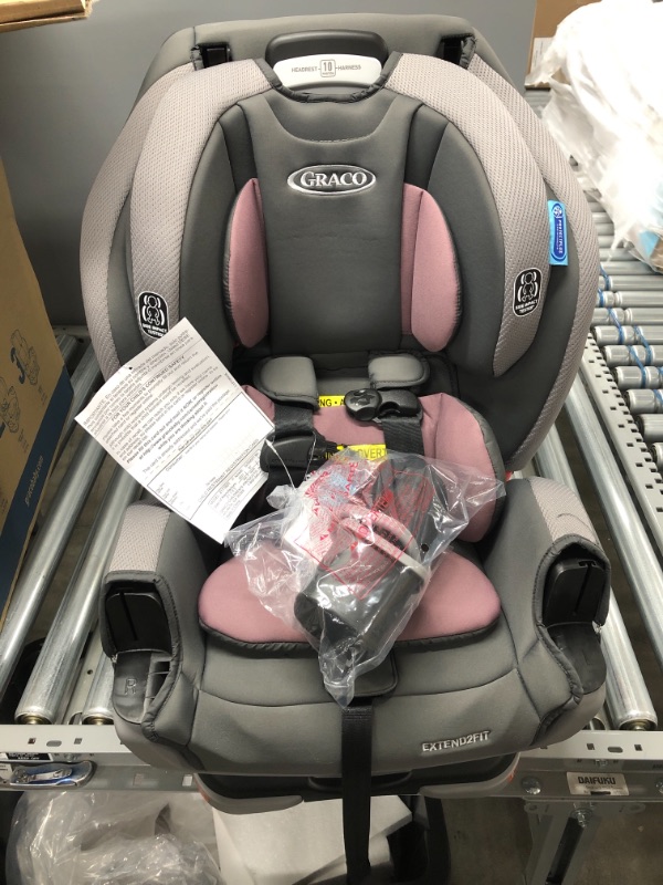 Photo 2 of Graco Extend2Fit 3-in-1 Car Seat - Norah