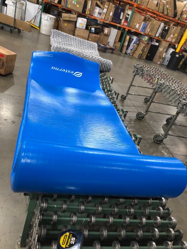 Photo 1 of pool float flat, blue