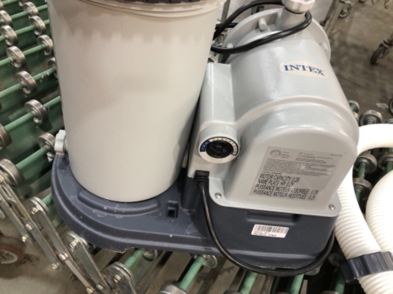 Photo 2 of Intex 28633EG Krystal Clear Cartridge Filter Pump for Above Ground Pools, 2500 GPH Pump Flow Rate, 110-120V with GFCI, system flow rate of 1,900 gallons per hour
