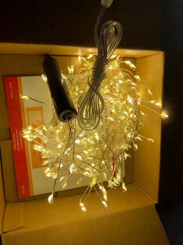 Photo 2 of Lumabase Electric Firecracker Light
