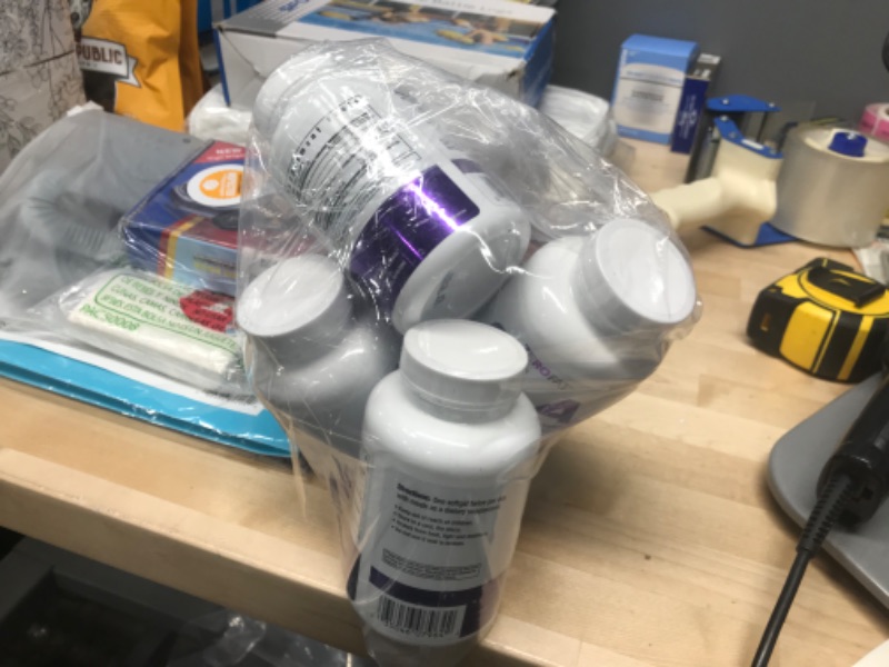 Photo 1 of SOLD AS IS* EXP: 07/2022
Windmill ZeroFat CLA Conjugated Linoleic Acid 1600 mg, 60 Softgels 5 pack 
