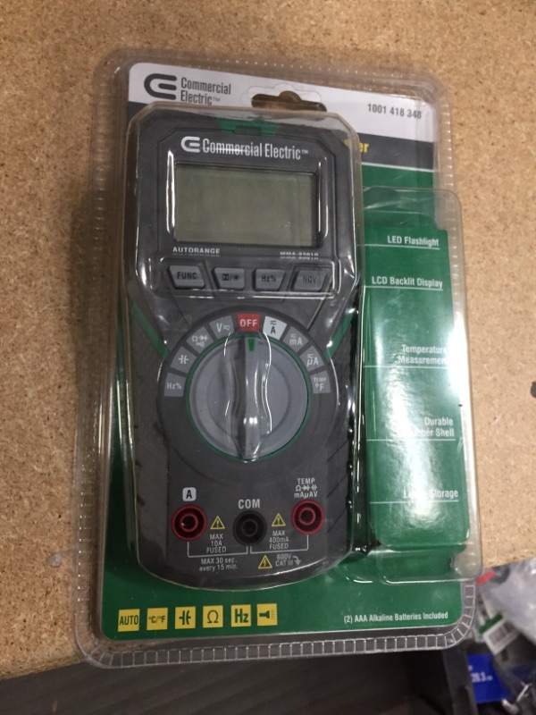 Photo 1 of Auto Ranging Multimeter 600V