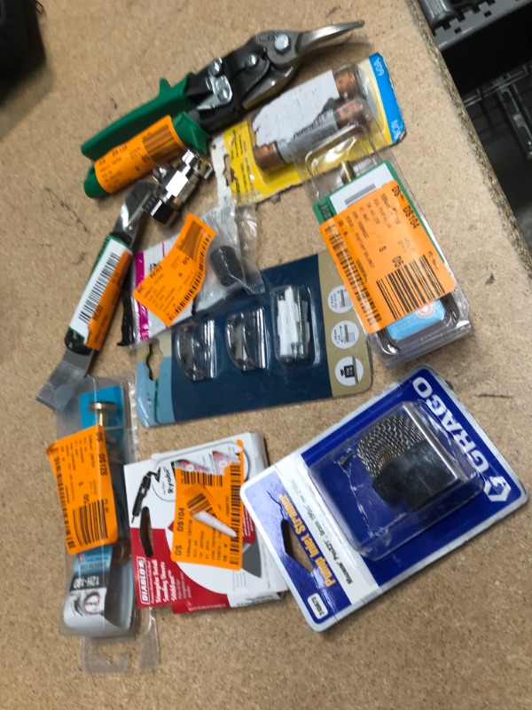 Photo 1 of **NO REFUNDS/RETURNS** - Bundle of assorted items