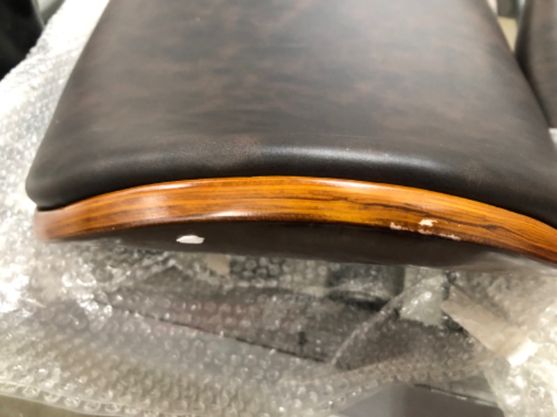 Photo 9 of (SCRATCH/COSMETIC DAMAGES; MISSING HARDWARE; DAMAGED UPPER RIM OF POLE)
Signature Design by Ashley® Bellatier Upholstered Adjustable Height Barstool