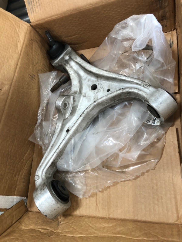 Photo 2 of (DAMAGED BALLJOINT)
Dorman 521-021 Front Driver Side Lower Suspension Control Arm and Ball Joint Assembly for Select Cadillac Models