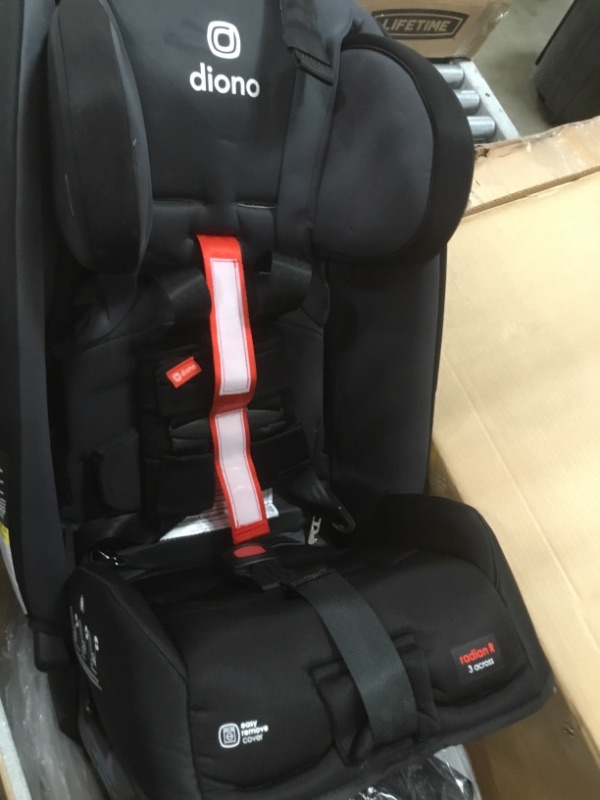 Photo 4 of Diono Radian 3 RXT All-in-One Convertible Car Seat in Grey
