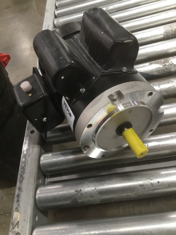 Photo 1 of 141556c Electric Motor 1.5hp 1phase 1750rpm 5/8"shaft Flange Applicable General turns on but makes a weird noise
