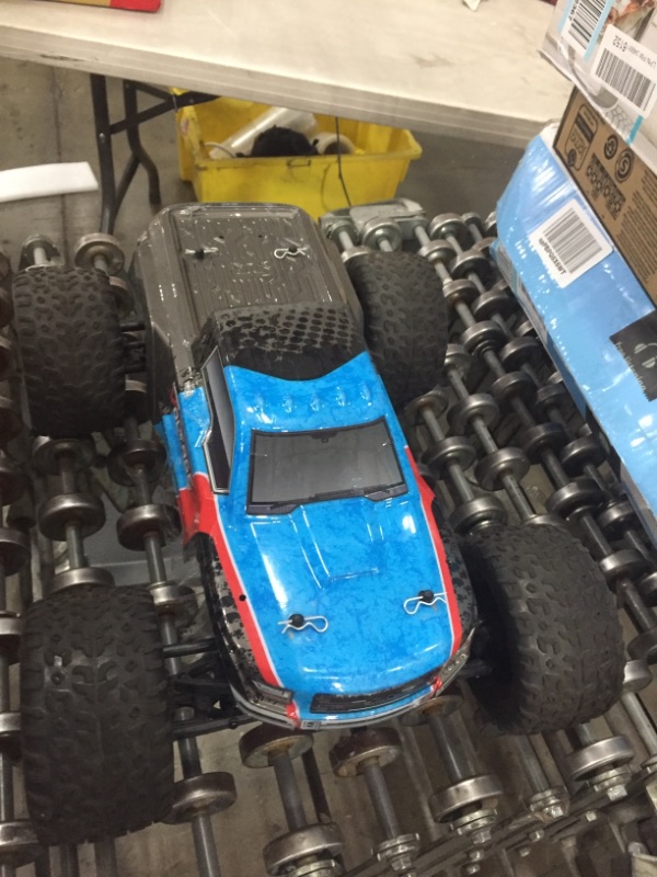 Photo 2 of ARRMA 1/10 Granite Voltage 2WD Brushed Mega Monster Truck RTR ARA102727T2
