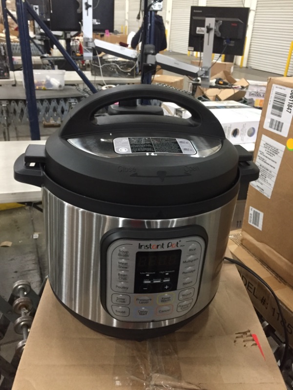 Photo 3 of ***ITEM DENTED*** Instant Pot DUO80 7-in-1 Programmable Pressure Cooker 8-Qt.
