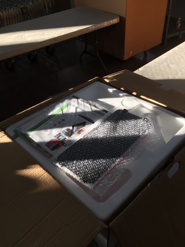 Photo 1 of GoWISE 7-Quart 8-in-1 Countertop Digital Air Fryer with 50 Recipe Book
