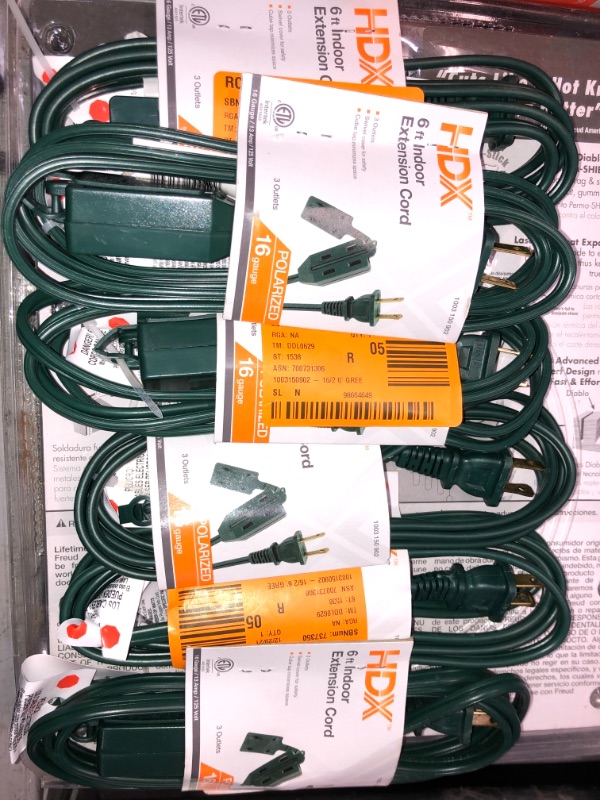 Photo 2 of 6pck- HDX 6 ft. 16/2-Gauge Green Cube Tap Extension Cord