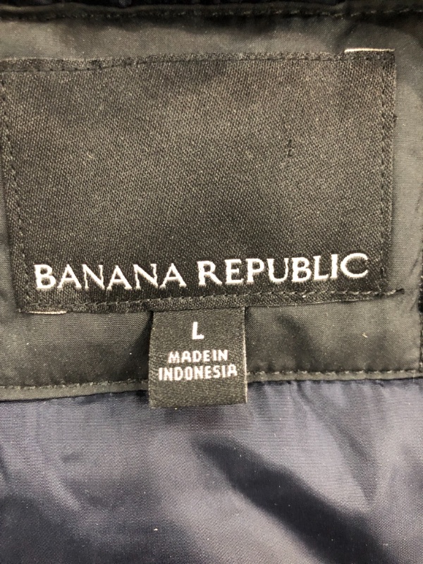 Photo 2 of used** banana republic black puffer quilted vest
SIZE : L