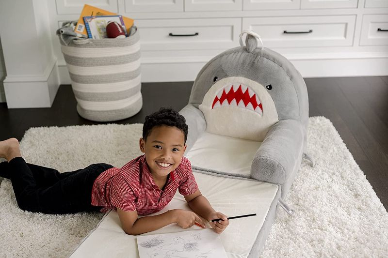 Photo 1 of Soft Landing Amazon Exclusive Elite Seats | Compressed Premium Character Sofa Seat & Transformable Fold-Out Lounger with Carrying Handle – Shark
Product Dimensions 18"D x 24"W x 25"H