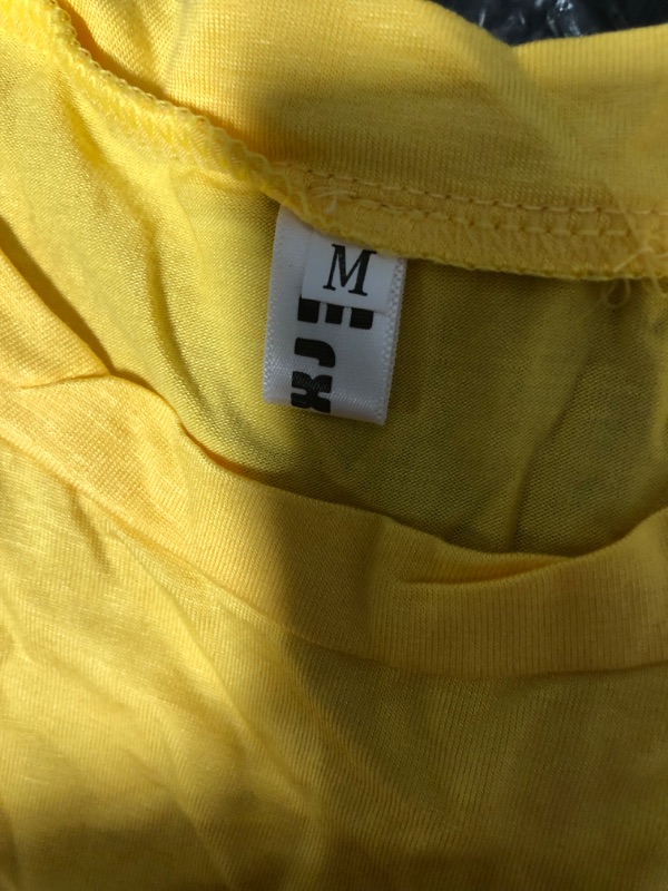 Photo 3 of  Friends Short Sleeves Light Yellow M