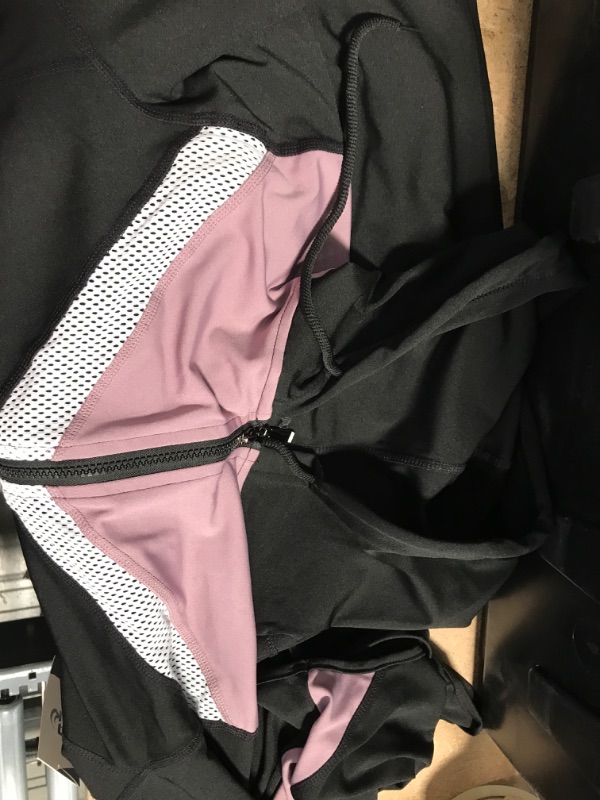 Photo 1 of Active Wear Sets-Workout Clothes Gym Wear Track Suits Jacket Pants 3 Pieces Set LARGE
